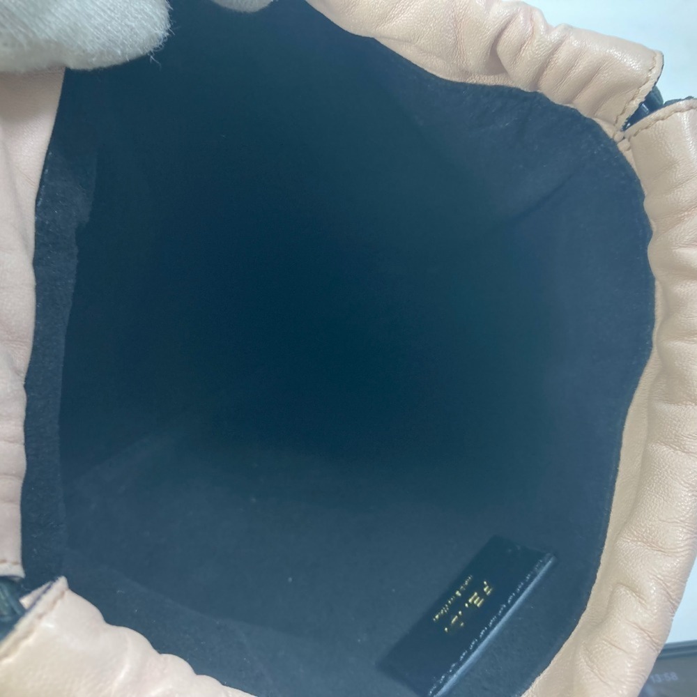 FENDI Black Leather Shoulder Bag - Picture 13 of 15